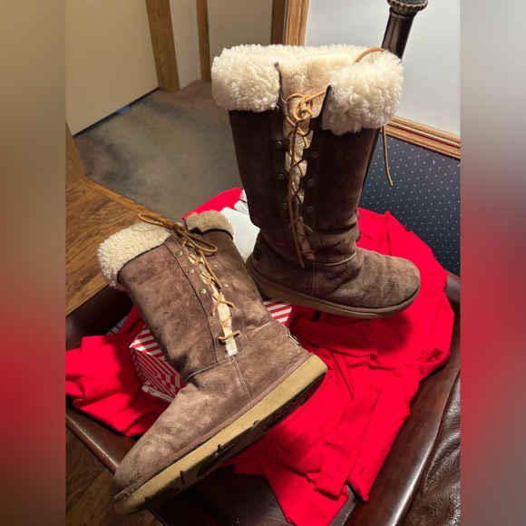 Shoes - UGG AUSTRALIA UPSIDE 5163 TALL LACE UP SUEDE BROWN BOOTS /SHEEP SKIN LINING